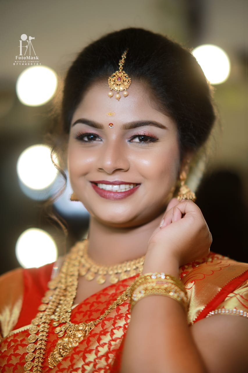 IVANA MAKEOVER ADOOR